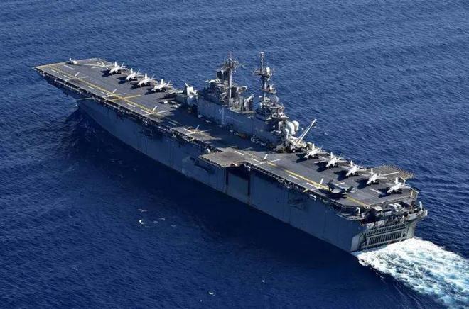 黄蜂级两栖攻击舰六号，现代海军力量的璀璨明珠，黄蜂级两栖攻击舰六号，现代海军力量的耀眼明珠