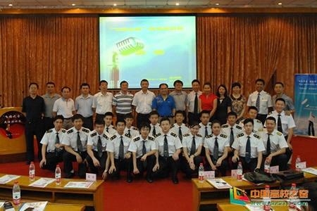 中国飞行学院的辉煌历程与未来展望，中国飞行学院，辉煌历程回顾与未来展望