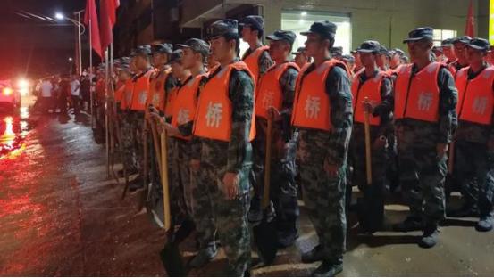 武汉市黄陂空军空降兵部队,荣耀与使命的交织,黄陂空军空降兵部队的荣耀与使命