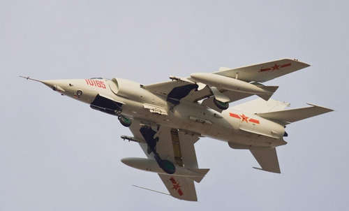 强5攻击机后视图,历史、设计与战斗能力的独特视角,强5攻击机后视图,历史、设计与战斗能力的独特透视