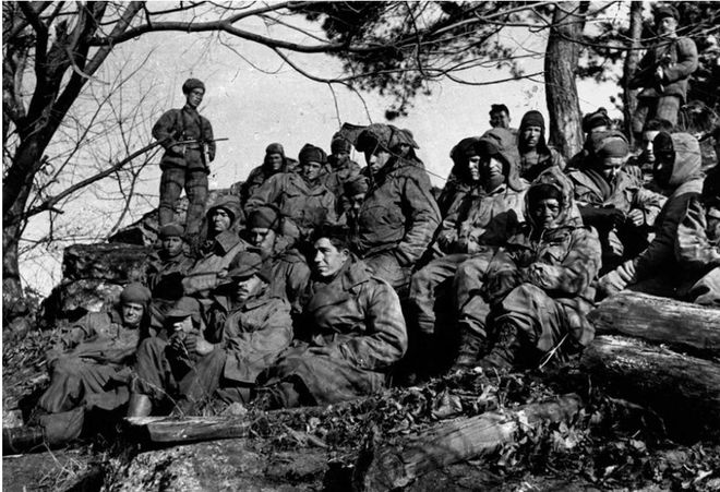 中国人民志愿军的英勇壮举,回望1950年10月19日的历史时刻,回望历史时刻,中国人民志愿军英勇壮举纪念回顾(1950年10月19日)