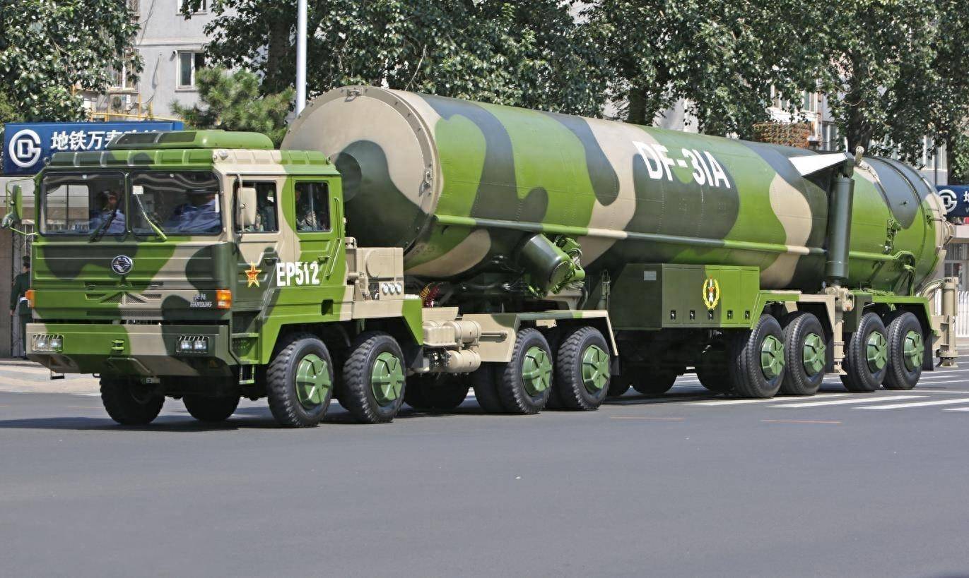 东风系列导弹的威力,中国国防力量的坚实支柱,东风系列导弹,中国国防力量的核心支柱的威力展现