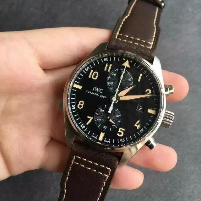 战斗机,多重与多少吨的探讨,战斗机,重量与吨位探讨