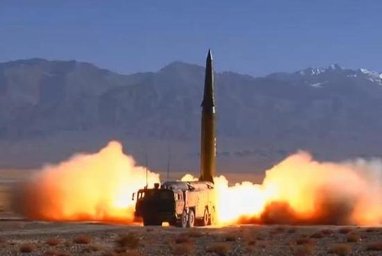 东风系列导弹距离，探索中国国防力量的深度与广度，东风系列导弹，揭示中国国防力量的深度与广度