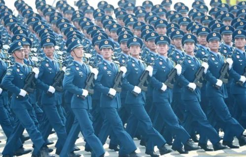 庆祝胜利,回顾与前瞻——纪念2019胜利日阅兵,纪念胜利日阅兵,回顾辉煌历程,展望美好未来