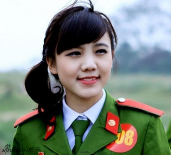 中国女兵最漂亮的照片大全——展现飒爽英姿与坚韧之美,中国女兵飒爽英姿与坚韧之美的照片集锦