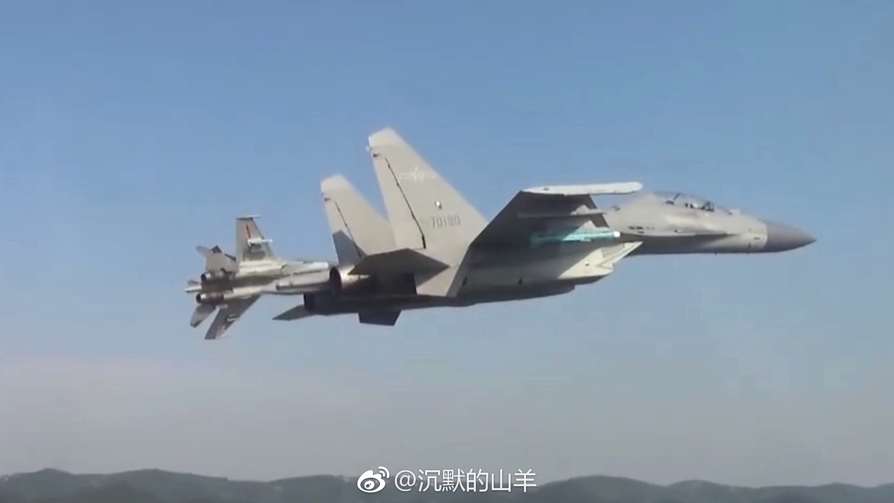 歼-16战斗机首飞成功,中国空中力量的崭新篇章,歼-16战斗机首飞成功,揭幕中国空中力量新篇章