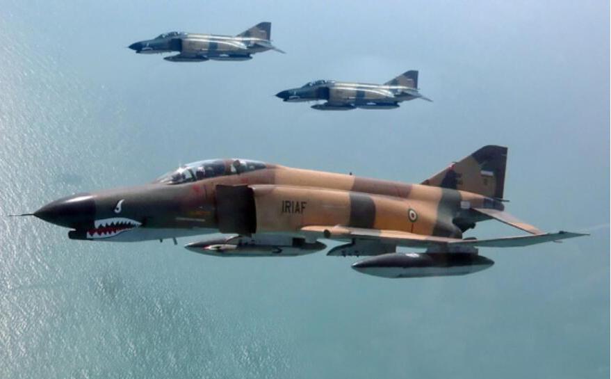 凤凰军情观察室,深度解析25F22战略与未来展望,凤凰军情观察室深度解析,探讨25F22战略与未来展望