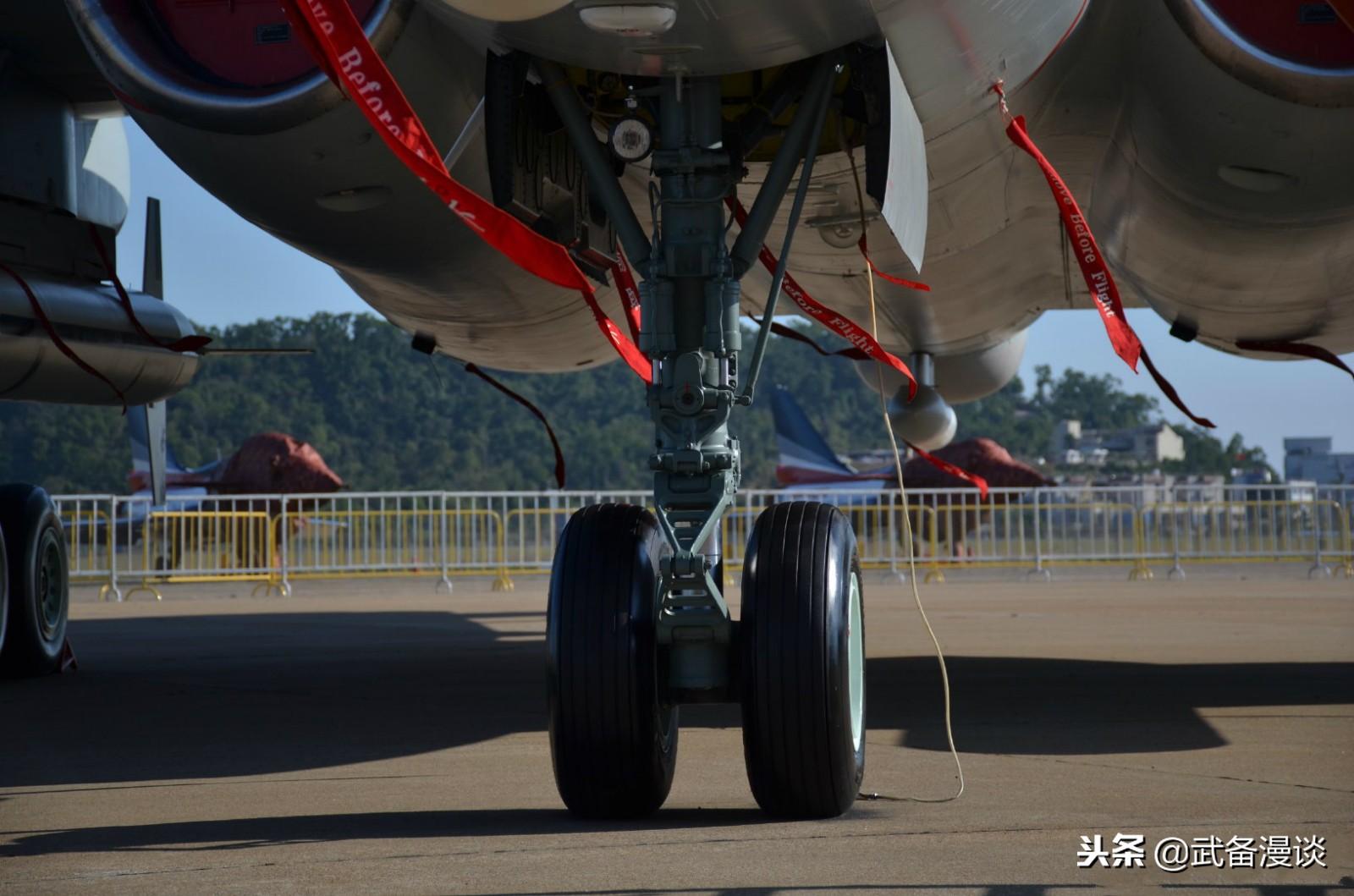 长剑-10陆基巡航导弹,揭示神秘的面纱与图片展示,长剑-10陆基巡航导弹揭秘,神秘面纱下的技术细节与图片展示