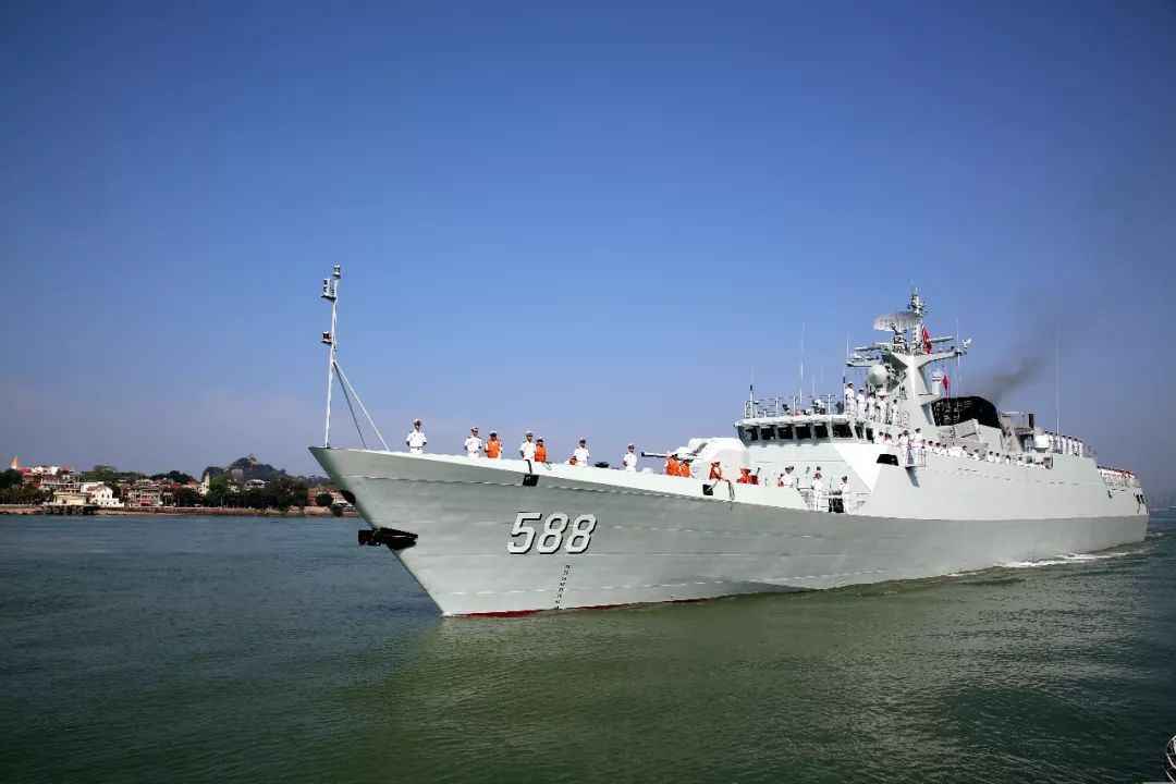 泉州舰，现代海军力量的缩影，泉州舰，现代海军力量的典范缩影