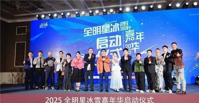 今日新闻头条概况,十大热点新闻综述,今日新闻头条及十大热点新闻综述