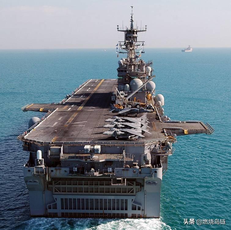 黄蜂级两栖攻击舰的载机能力与未来作战应用分析，黄蜂级两栖攻击舰载机能力与未来作战应用解析