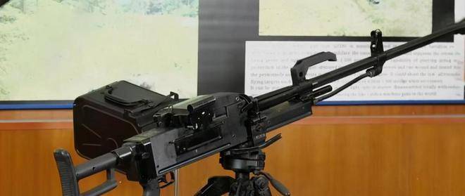 国产98式重机枪，威力与技术的完美结合，国产98式重机枪，威力与技术的巅峰结合