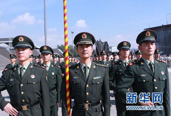 三军仪仗队总指挥，荣耀与责任并存，三军仪仗队总指挥，荣耀与责任的交响乐章