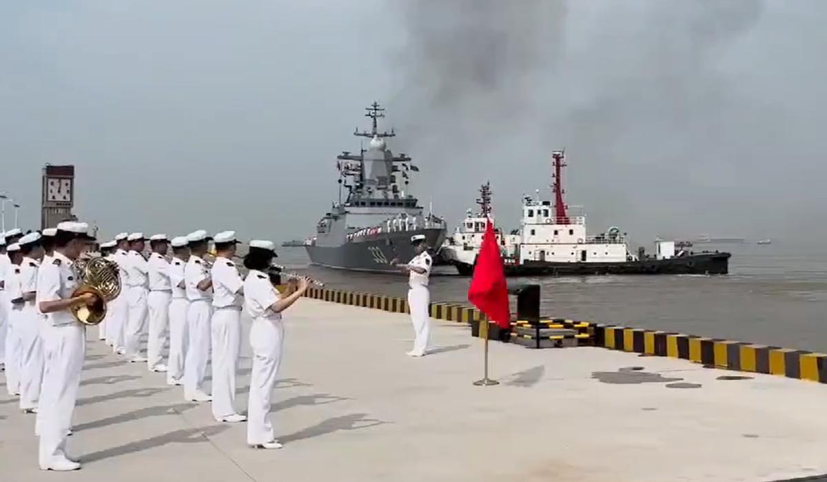 响亮号护卫舰,海洋的守护者,响亮号护卫舰,海洋守护者的荣耀称号