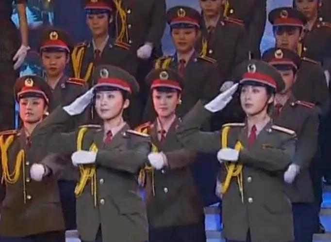 各国阅兵式的照片，历史的瞬间与时代的印记，全球阅兵瞬间，历史印记与时代风采