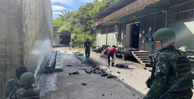 台军机坠毁事件深度解析，台军机坠毁事件深度剖析