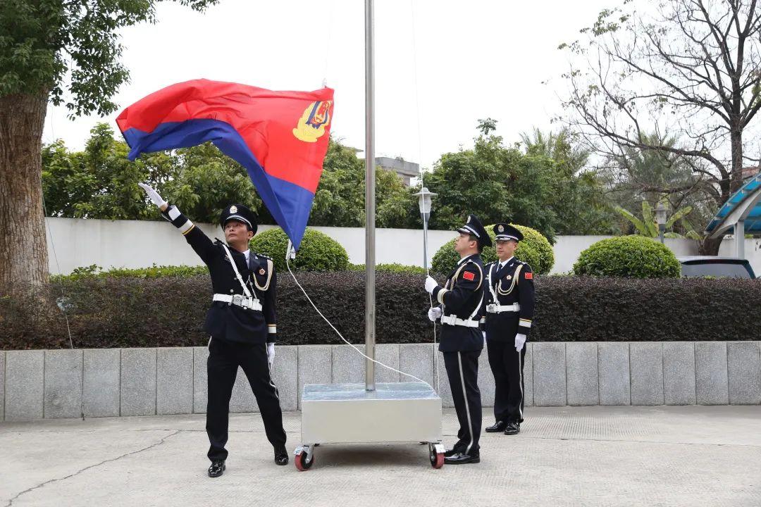人民公安向前进——新时代公安事业的蓬勃发展,新时代公安事业的蓬勃发展,人民公安向前进