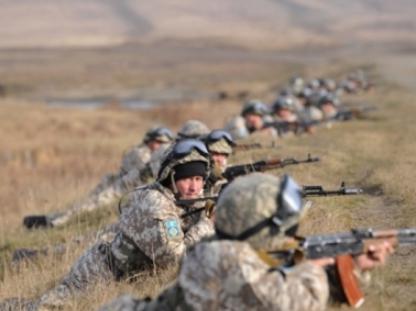 我国国防武器装备及其发展，我国国防武器装备的发展与展望