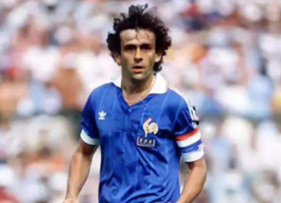 巴西歼-10战斗机，空中力量的璀璨明珠，巴西歼-10战斗机，空中力量的耀眼明珠