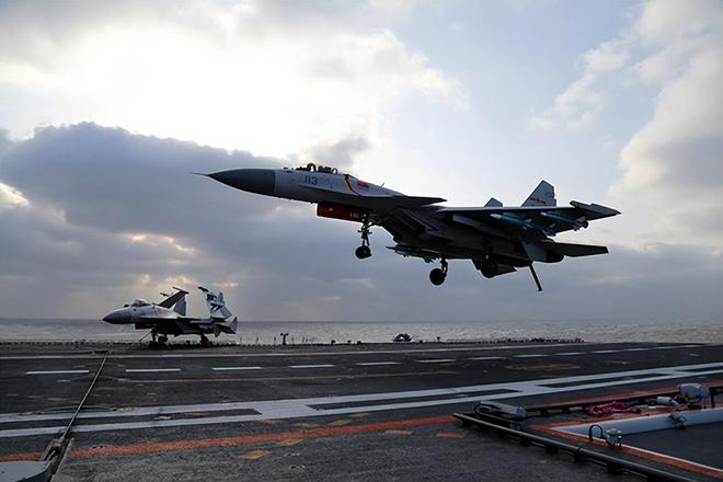 歼-15的特点,中国海军航空兵的新锐利器,歼-15,中国海军航空兵的新锐利器揭秘
