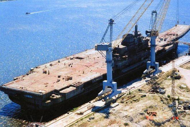 瓦良格号航母，排水量的深度解析，瓦良格号航母排水量深度解析