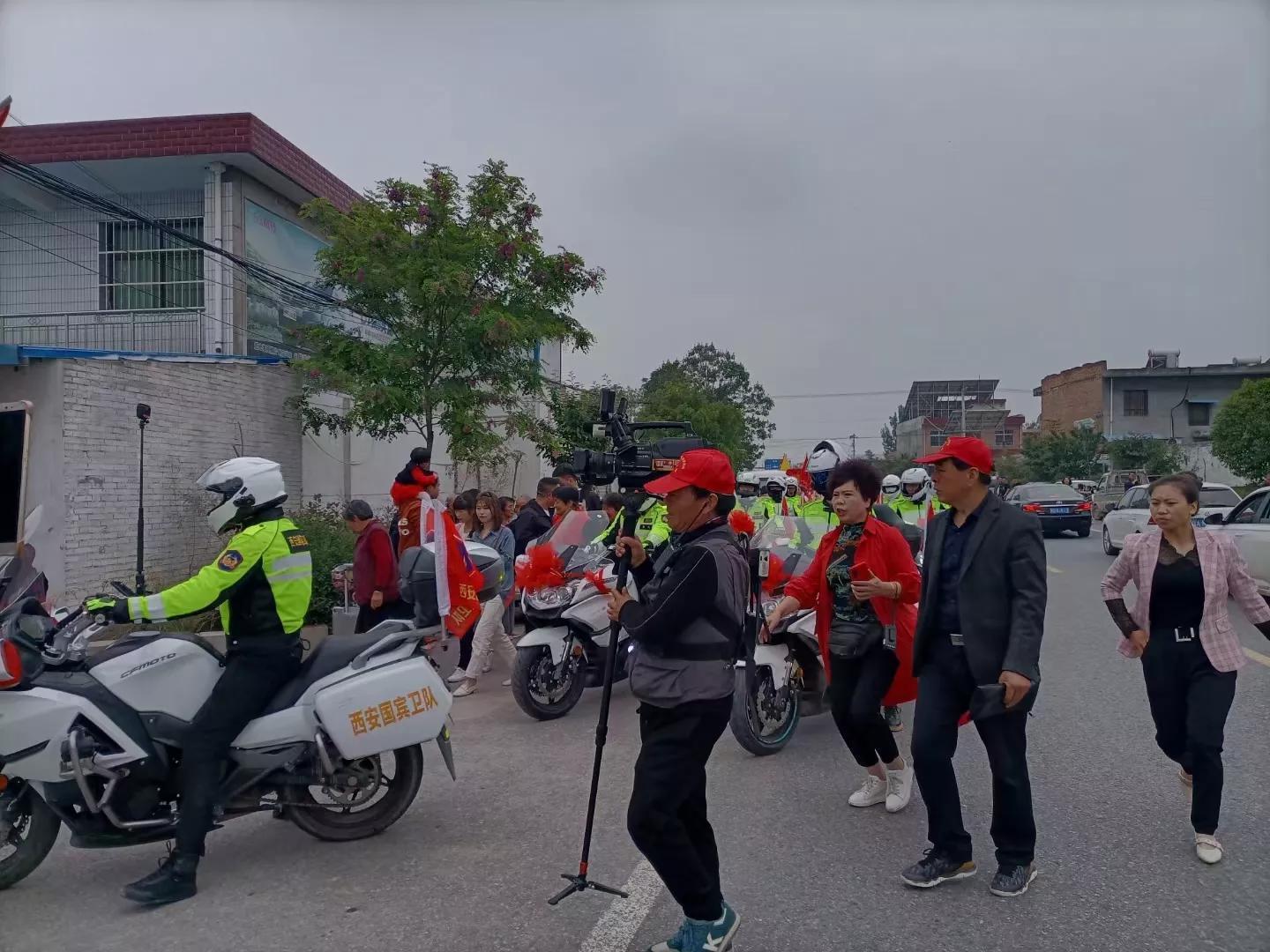 国宾护卫队开路视频，荣耀与责任的见证，国宾护卫队荣耀与责任，开路瞬间的壮丽见证