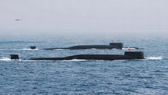 人民海军的未来发展，走向深蓝，捍卫海洋强国梦，人民海军走向深蓝，捍卫海洋强国梦的未来展望