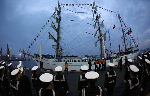 纪念人民海军成立周年,辉煌历程与未来展望,纪念海军成立周年,辉煌历程与未来展望