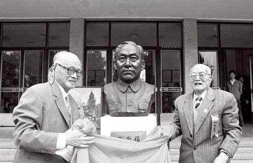 两弹一星之父，中国航天事业的卓越贡献者，两弹一星之父，中国航天事业的杰出贡献者