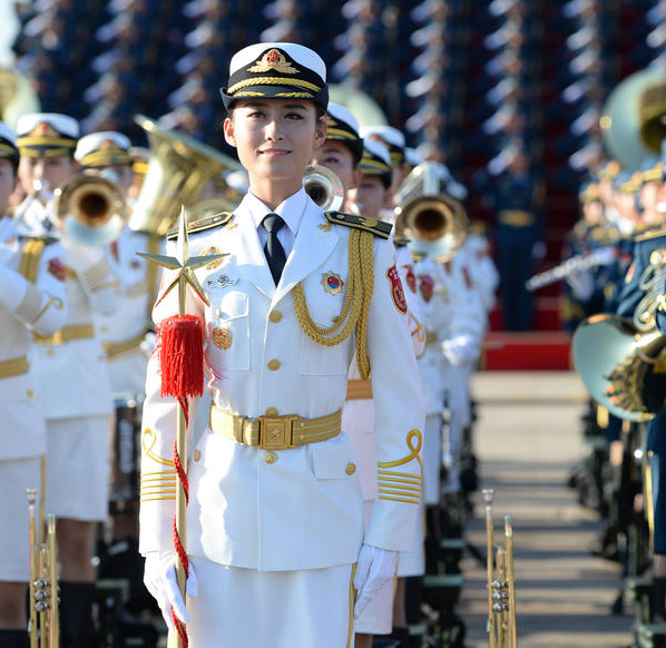 中国人民解放军仪仗队女兵亮相，新时代的荣耀与骄傲，中国人民解放军仪仗队女兵亮相，新时代的荣耀典范