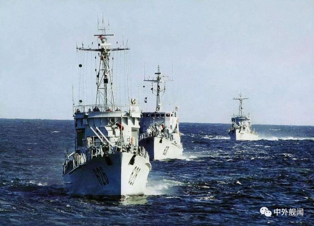 海军猎潜艇71大队,英勇无畏的海洋守护者,英勇海洋守护者,海军猎潜艇71大队的传奇故事