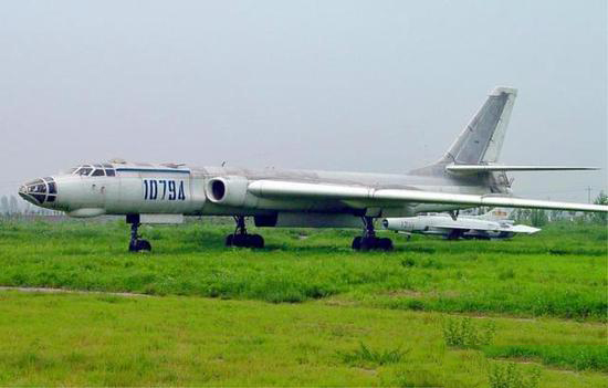 轰-6A战略轰炸机,空中巨龙的崛起,轰-6A战略轰炸机,空中巨龙的腾飞之路