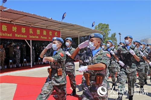 部队新勋章图片,荣耀的象征与力量的展现,部队新勋章,荣耀与力量的象征图片