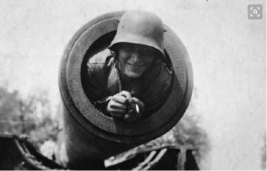 古斯塔夫巨炮，简单帅气的绘画指南，古斯塔夫巨炮绘画指南，简洁风格展现霸气魅力