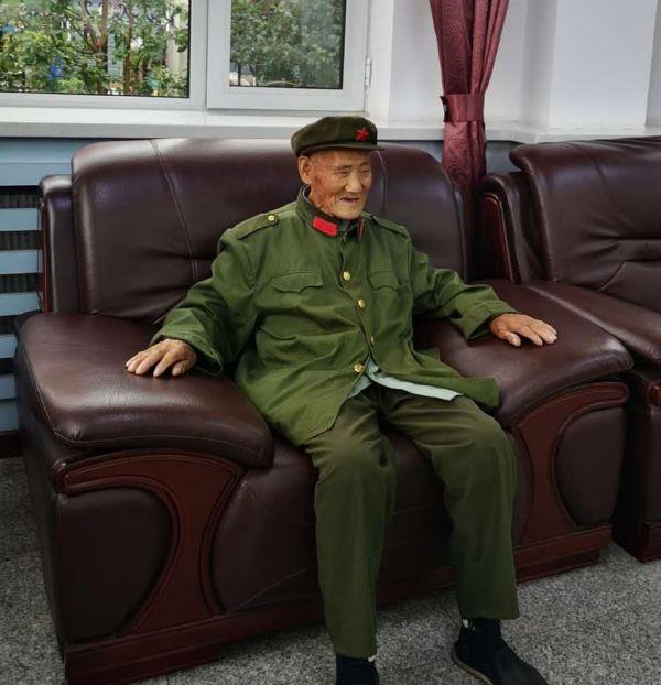 中国人民志愿军的牺牲,英勇无畏,永垂不朽,中国人民志愿军英勇牺牲,无畏精神永垂不朽