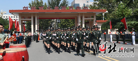 白求恩医疗方队视领,历史与现代的融合,白求恩医疗方队,历史与现代的融合之典范