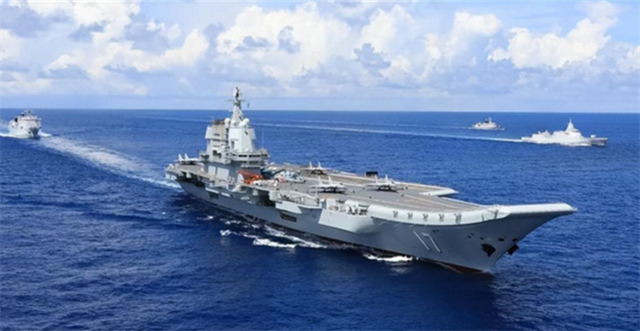 南昌舰女兵霸气回应外舰挑衅,展现中国海军力量的坚定与自信,南昌舰女兵霸气回应挑衅,彰显中国海军力量自信坚定