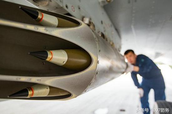 歼-82M战斗机,空中力量的新标杆,歼-82M战斗机,空中力量新标杆