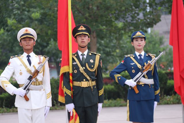 三军仪仗队海报，荣耀与力量的象征，三军仪仗队海报，荣耀与力量的象征风采展露