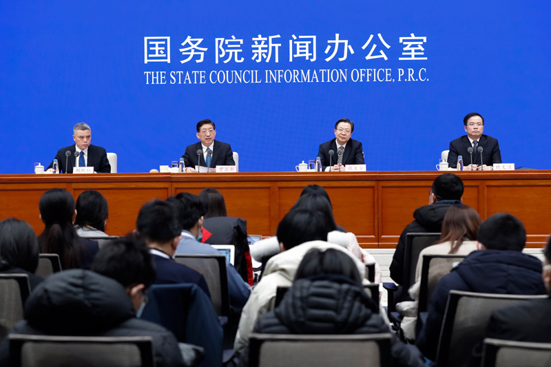 新闻发布人员的角色与职责,塑造信息透明桥梁的关键角色,新闻发布人员的角色与职责,构建信息透明桥梁的关键角色