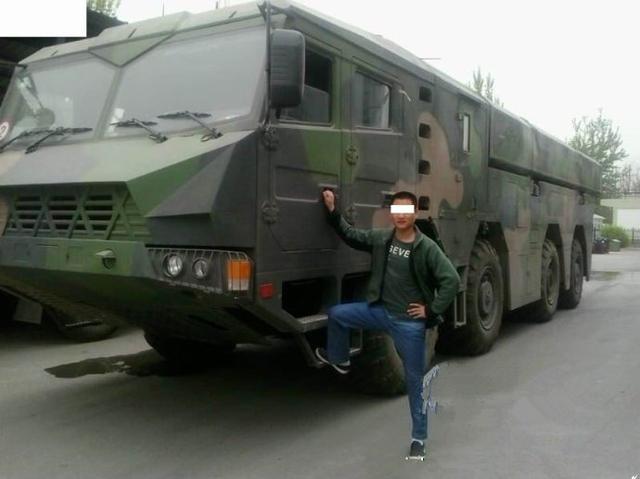 鹰击-18潜射型导弹,揭示其独特优势与战略价值,鹰击-18潜射型导弹,独特优势与战略价值揭秘