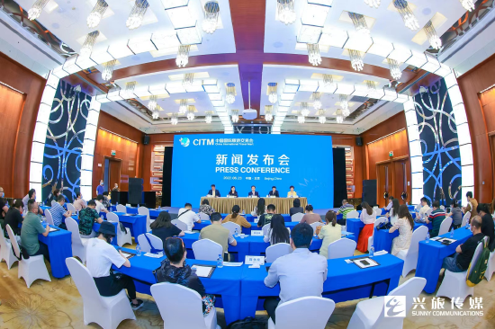 国际时事新闻2022最新报道与图片概述，国际时事新闻快报，最新报道与图片概述（2022年）