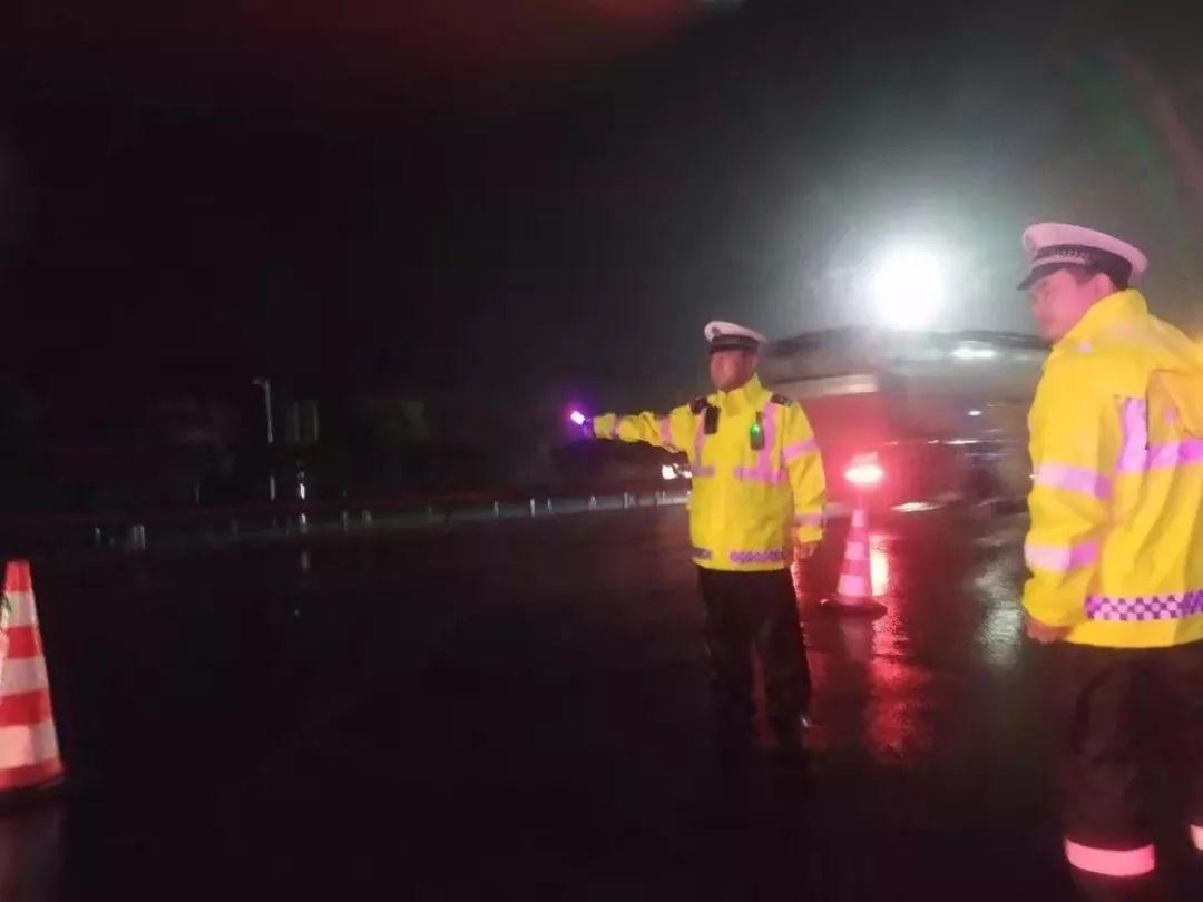 台风最新24小时消息查询，动态更新与应对策略，台风最新动态，实时更新消息与应对策略指南