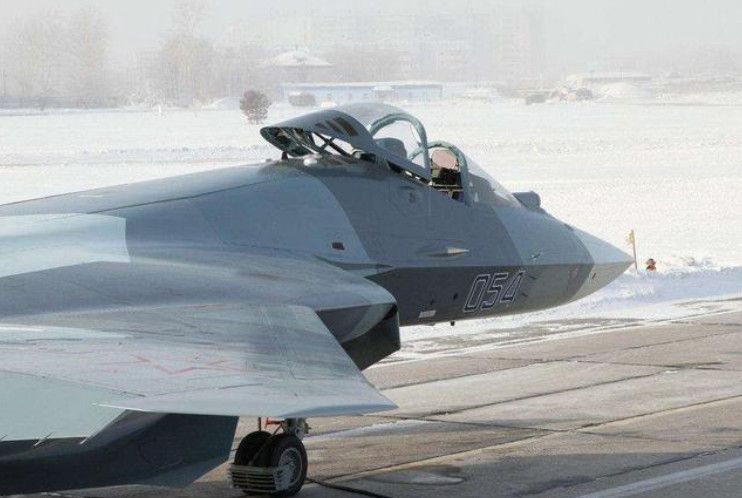 揭秘T50战机头盔,科技与创新共铸空中霸主,揭秘T50战机头盔,科技与创新铸就空中霸主风采