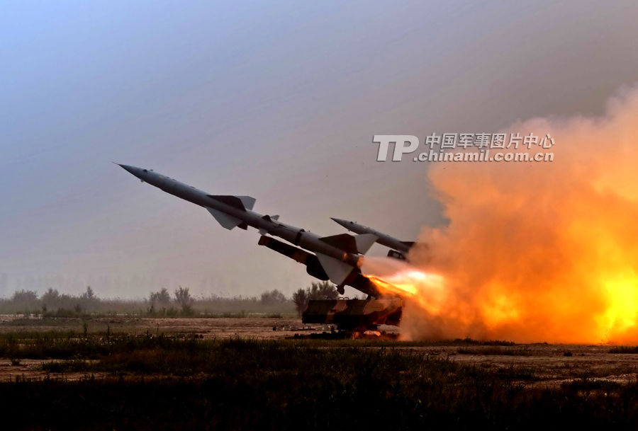 红旗-2防空导弹图片，揭示现代防空系统的核心力量，红旗-2防空导弹图片展示，现代防空系统的核心力量揭秘