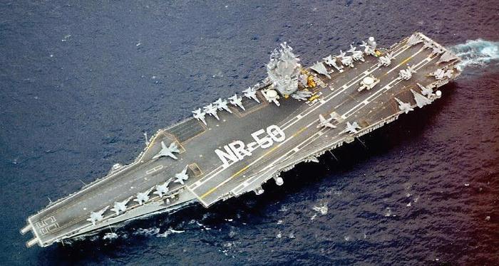 航空母舰,承载多样人才与壮志凌云,航空母舰,人才壮志的汇聚之舟