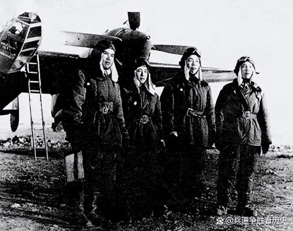 中国人民志愿军在伟大领袖的带领下,中国人民志愿军在伟大领袖的领导下奋勇抗战