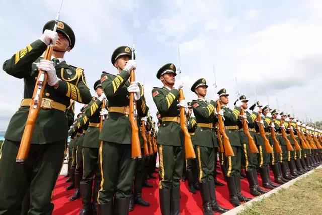 国旗护卫队介绍,荣耀与责任,国旗护卫队的荣耀与责任介绍