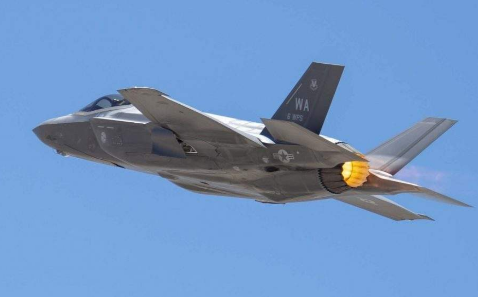 美F-35战机闯入我国领空，挑衅行为的深度解析，美F-35战机闯入我国领空，挑衅行为深度解析与应对之道